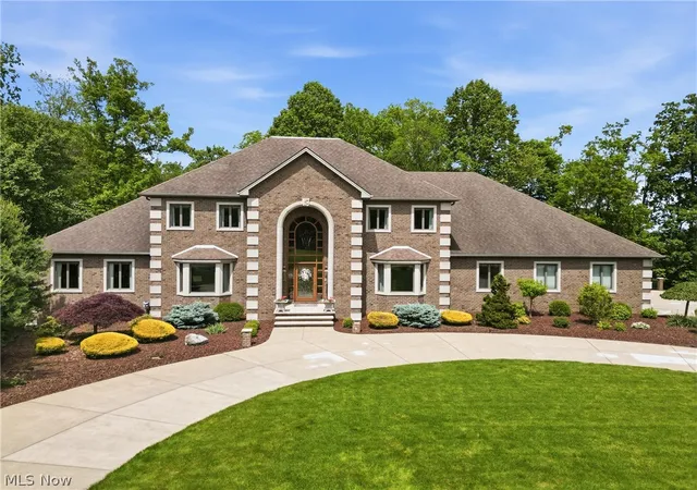 1st image of 1337 Meadowood Cir, Poland, OH 44514 | MLS# 5214956