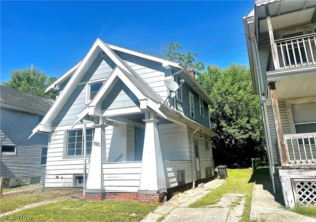 Photo 2 of Single family home for sale at 987 E 131st Street, Cleveland, OH 44108 | MLS# 5217124 | Listing updated on 2026-08-31
