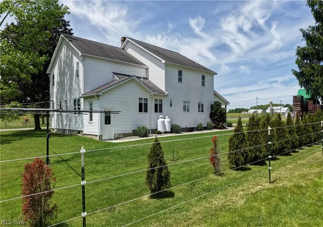 4th image of 17031 Tavern Rd, Middlefield, OH 44062 | MLS# 5217055