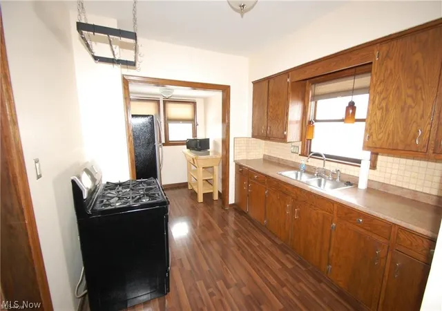 3rd image of 146 N Richview Ave, Youngstown, OH 44509 | MLS# 5217173