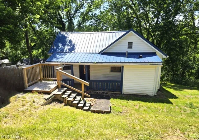 1st image of 117 Dean St, Marietta, OH 45750 | MLS# 5216639