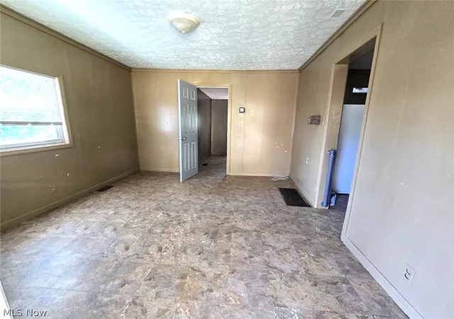 3rd image of 117 Dean St, Marietta, OH 45750 | MLS# 5216639