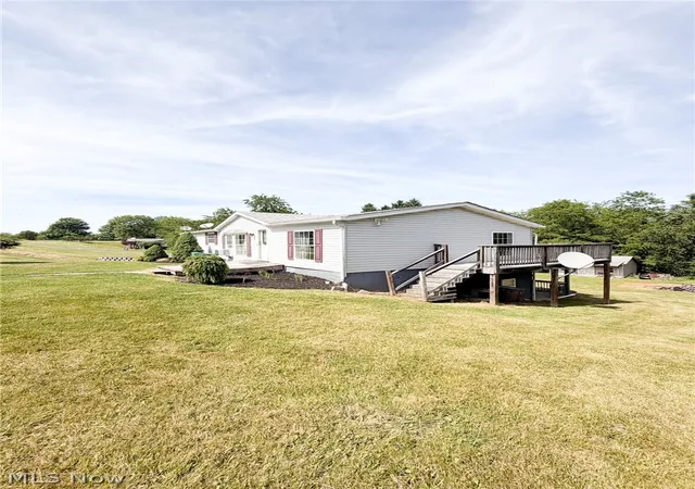 Photo 4 of Sale Pending at 1387 Tope Rd, New Cumberland, WV 26047 | MLS# 5217190 | Listing updated on 2026-08-19