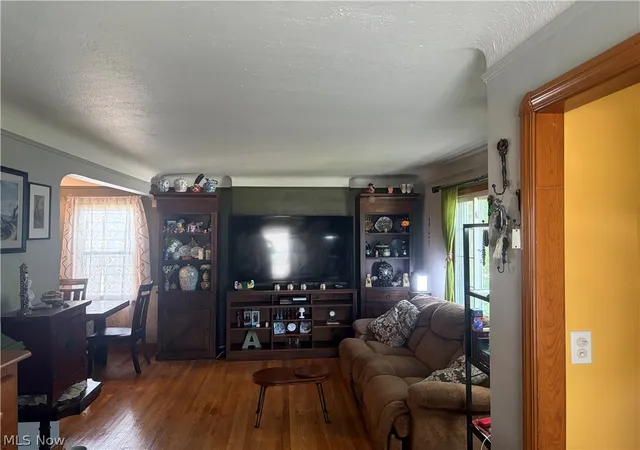 Homes for sale in South Euclid, OH | 1604 Maplegrove Rd, South Euclid, OH 44121 | MLS# 5217184
