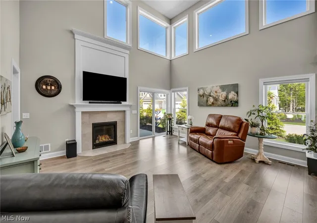 Photo 4 of Single family home for sale at 606 Monteforte Ct #43, Avon Lake, OH 44012 | MLS# 5202480 | Listing updated on 2026-08-19