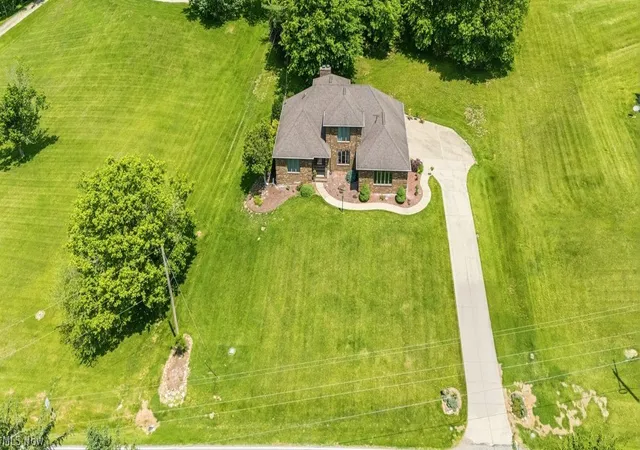 Homes for sale in Belpre, OH | 715 Oxbow Rd, Belpre, OH 45714 | MLS# 5217249
