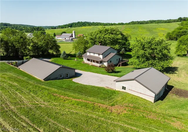 Homes for sale in Dundee, OH | 7334 Cement Bridge Rd Nw, Dundee, OH 44624 | MLS# 5217279