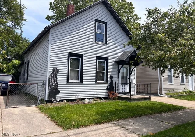 Photo 1 of Single family home for sale at 3237 W 30th Street, Cleveland, OH 44109 | MLS# 5215718 | Listing updated on 2026-08-13