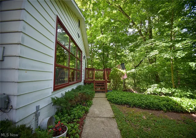 Photo 3 of Sale Pending at 1683 Ridge Rd, Hinckley, OH 44233 | MLS# 5216833 | Listing updated on 2026-08-18