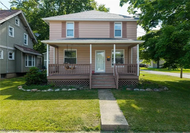 Homes for sale in Wadsworth, OH | 347 N Lyman St, Wadsworth, OH 44281 | MLS# 5217248