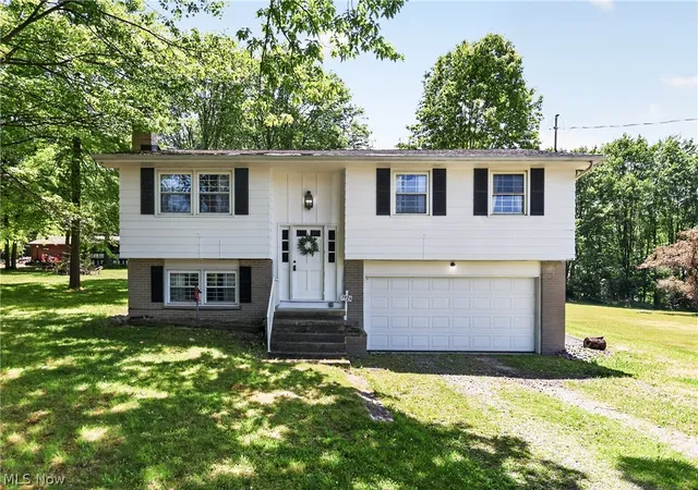 Single family home for sale at 7926 Price Schaffer Rd, Hubbard, OH 44425 | MLS# 5215251