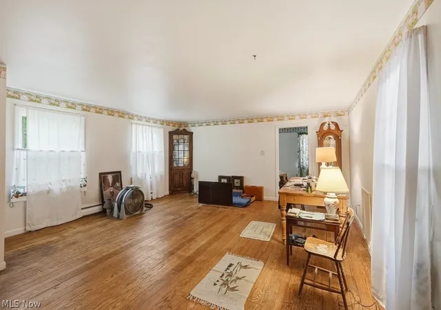 4th image of 250 E Washington St, Chagrin Falls, OH 44022 | MLS# 5217425
