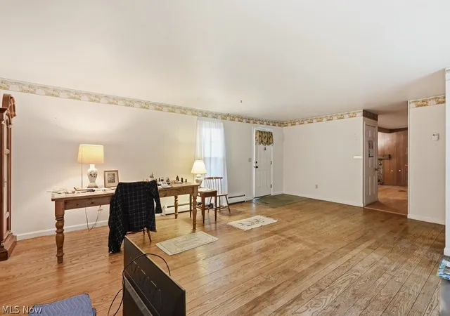 5th image of 250 E Washington St, Chagrin Falls, OH 44022 | MLS# 5217425