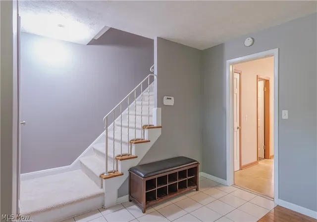 3rd image of 5018 Hartley Dr, Lyndhurst, OH 44124 | MLS# 5216115
