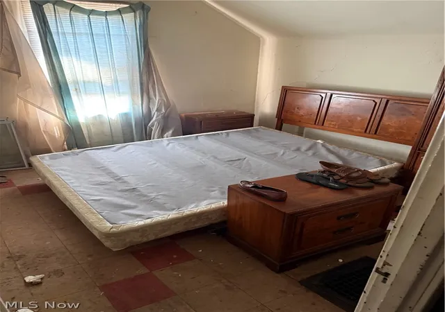 Photo 4 of Single family home for sale at 12125 Angelus Ave, Cleveland, OH 44105 | MLS# 5212169 | Listing updated on 2026-09-23