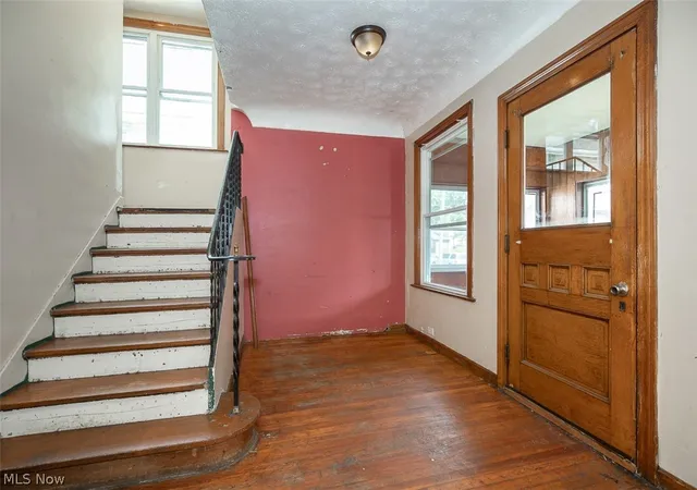4th image of 4507 Bridgeview Ave, Newburgh Heights, OH 44105 | MLS# 5217332