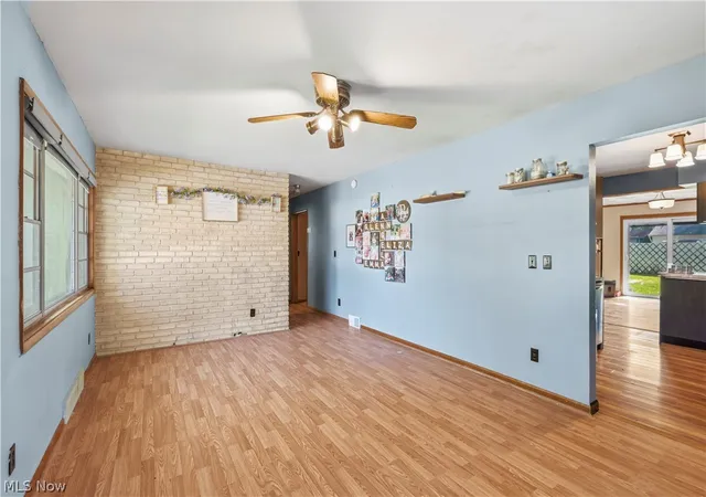 3rd image of 304 Howland Wilson Rd Ne, Warren, OH 44484 | MLS# 5217162