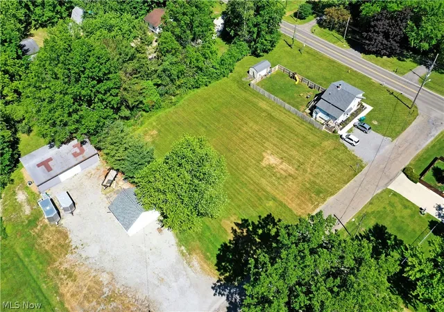 Photo 2 of Sale Pending at Myrtle Ave NW, Warren, OH 44483 | MLS# 5217127 | Listing updated on 2026-07-12