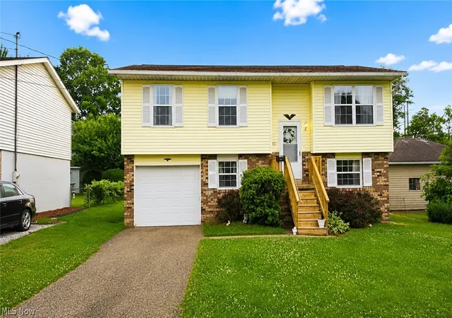 Photo 1 of Single family home for sale at 401 Josephine St, Toronto, OH 43964 | MLS# 5215426 | Listing updated on 2026-06-17