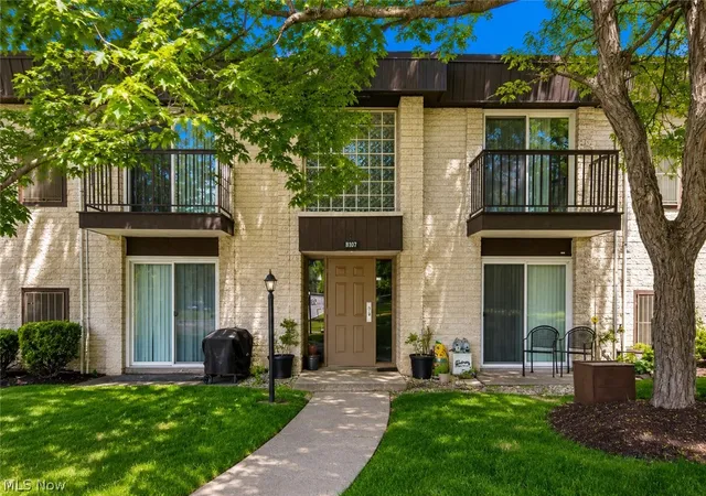 Homes for sale in North Royalton, OH | 8507 N Akins #102, North Royalton, OH 44133 | MLS# 5216163