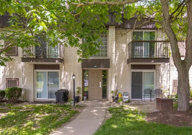 Homes for sale in North Royalton, OH | 8507 N Akins #102, North Royalton, OH 44133 | MLS# 5216163