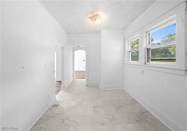 Photo 3 of Single family home for sale at 148 Saint Louis Ave, Youngstown, OH 44507 | MLS# 5215263 | Listing updated on 2026-08-14