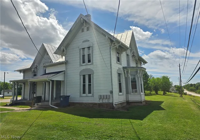 3rd image of 1 Pitts Rd, Wellington, OH 44090 | MLS# 5217739