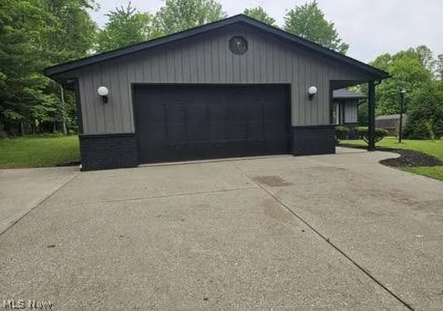 2nd image of 4292 Boston Rd, Brunswick Hills, OH 44212 | MLS# 5217454