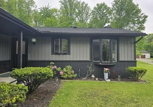 3rd image of 4292 Boston Rd, Brunswick Hills, OH 44212 | MLS# 5217454