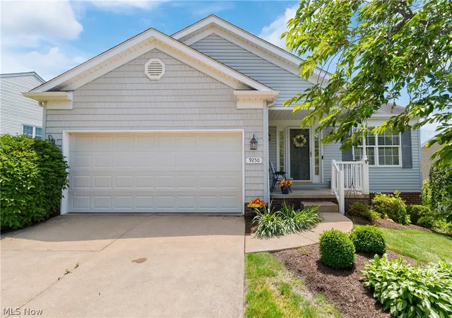 4th image of 9250 Forest Trail Ave Nw, Massillon, OH 44647 | MLS# 5217780
