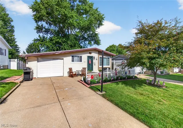 Homes for sale in Massillon, OH | 555 Standish St Nw, Massillon, OH 44647 | MLS# 5217141