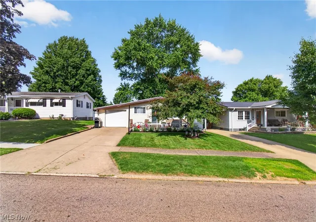 Homes for sale in Massillon, OH | 555 Standish St Nw, Massillon, OH 44647 | MLS# 5217141
