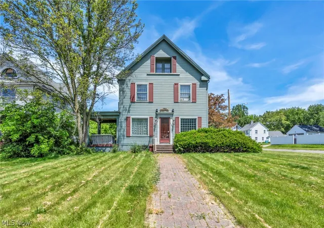 Homes for sale in Niles, OH | 732 Robbins Ave, Niles, OH 44446 | MLS# 5217617