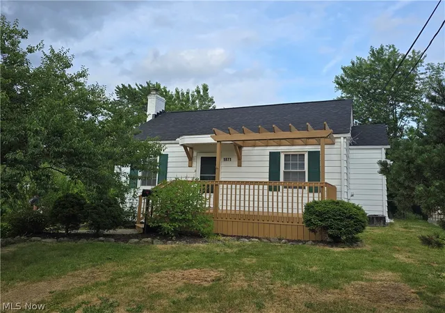 Homes for sale in Cuyahoga Falls, OH | 1871 15th St, Cuyahoga Falls, OH 44223 | MLS# 5217845