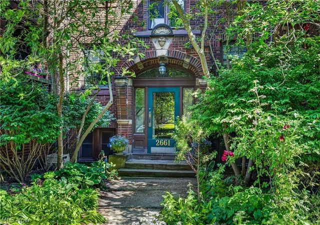 Homes for sale in Cleveland Heights, OH | 2661 Euclid Heights Blvd #5, Cleveland Heights, OH 44106 | MLS# 5216187