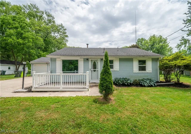 Homes for sale in Newton Falls, OH | 1020 Water St, Newton Falls, OH 44444 | MLS# 5217202