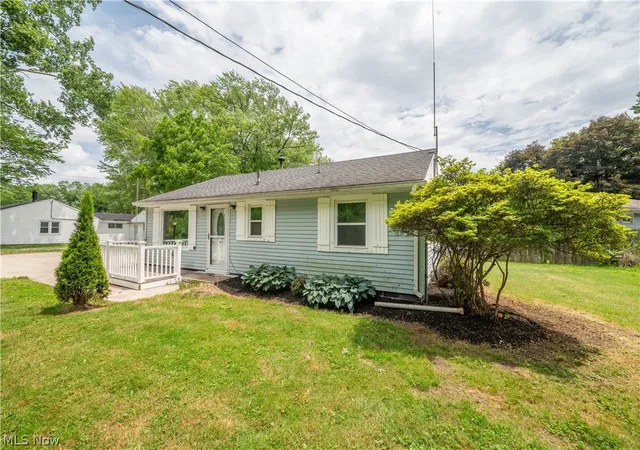 Homes for sale in Newton Falls, OH | 1020 Water St, Newton Falls, OH 44444 | MLS# 5217202