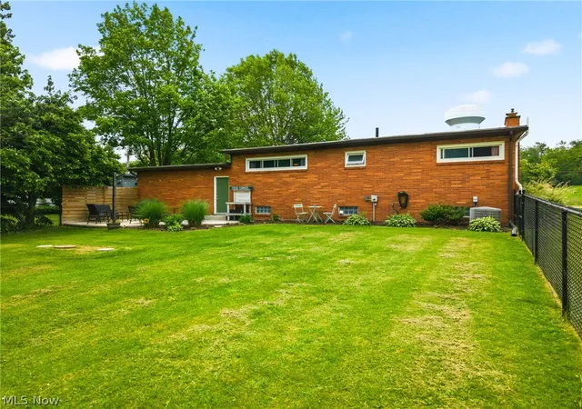 Homes for sale in North Canton, OH | 2221 Nw Schneider St Nw, North Canton, OH 44720 | MLS# 5216825