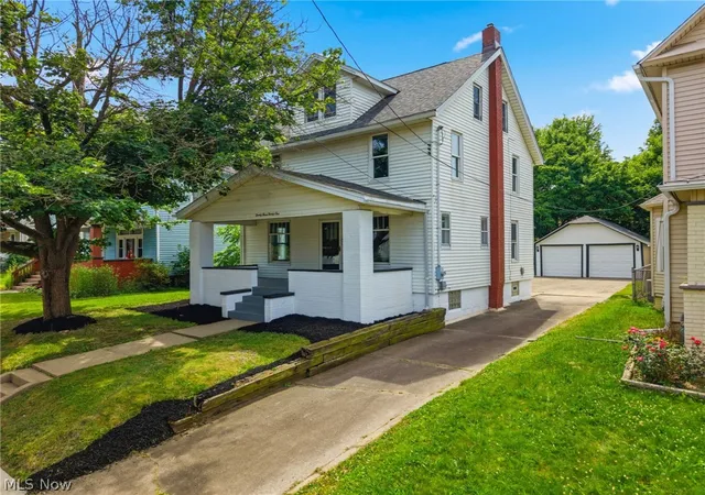 Homes for sale in Alliance, OH | 2321 S Arch Ave S, Alliance, OH 44601 | MLS# 5213846