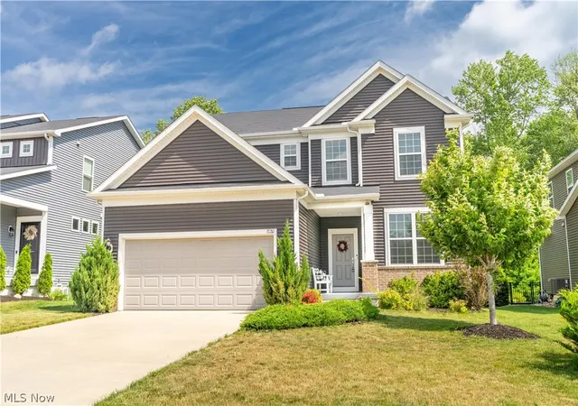 Photo 1 of Single family home for sale at 1720 Cobham Ln, Wadsworth, OH 44281 | MLS# 5211250 | Listing updated on 2026-07-20