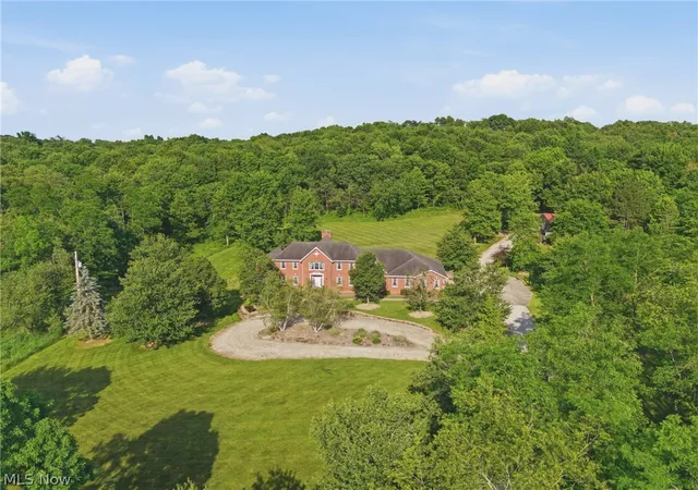 Photo 3 of Single family home for sale at 2184 Brenner Rd Ne, Carrollton, OH 44615 | MLS# 5217856 | Listing updated on 2026-08-17