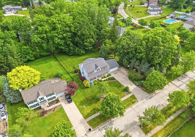 Homes for sale in North Royalton, OH | 4540 Bunker Rd, North Royalton, OH 44133 | MLS# 5216853