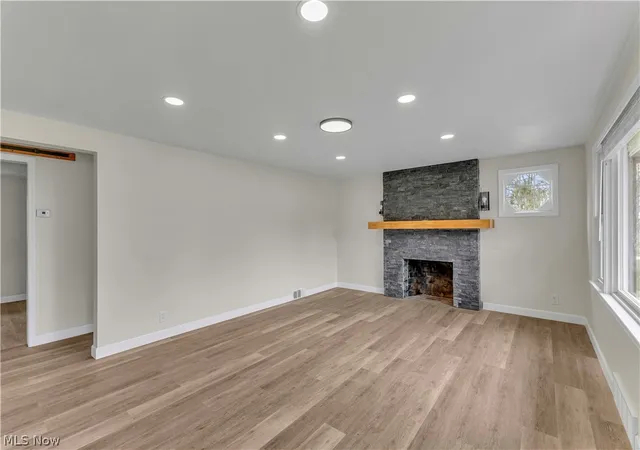 3rd image of 8195 N Palmyra Rd, Canfield, OH 44406 | MLS# 5217016