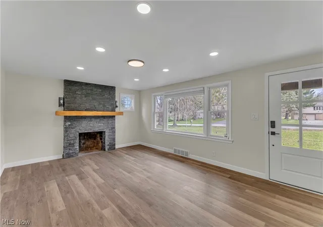 4th image of 8195 N Palmyra Rd, Canfield, OH 44406 | MLS# 5217016