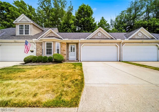 1st image of 747 Rivers Edge Ln, Painesville, OH 44077 | MLS# 5217747