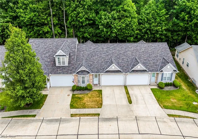 5th image of 747 Rivers Edge Ln, Painesville, OH 44077 | MLS# 5217747