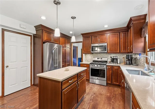 image of 9569 Graystone Ln, Mentor, OH 44060 | MLS# 5217861
