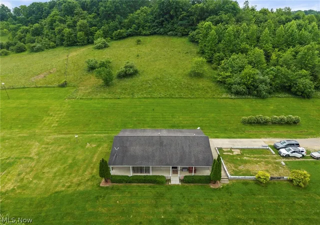 Homes for sale in Port Washington, OH | 11799 Glasgow Rd Sw, Port Washington, OH 43837 | MLS# 5217776