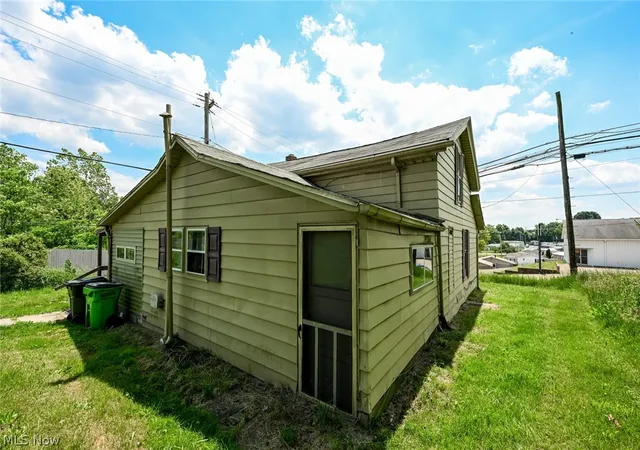 5th image of 893 Norton Ave, Barberton, OH 44203 | MLS# 5217915