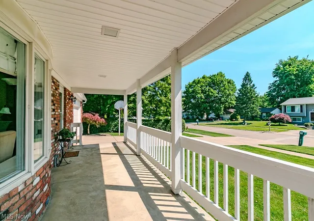 Homes for sale in Mentor On The Lake, OH | 5600 Reef Rd, Mentor On The Lake, OH 44060 | MLS# 5211687